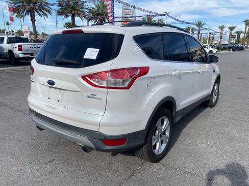 Used 2016 Ford Escape SE w/ SE Leather Comfort Package FWD image 6