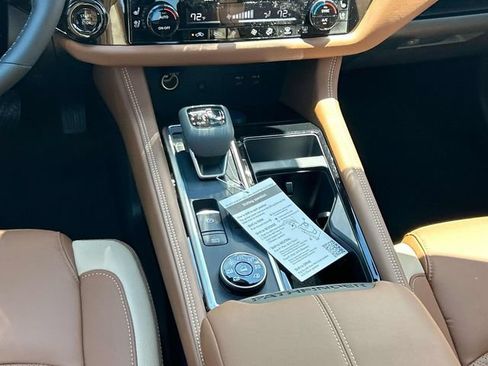 New 2026 Nissan Pathfinder Platinum w/ Cargo Package AWD/4WD image 18