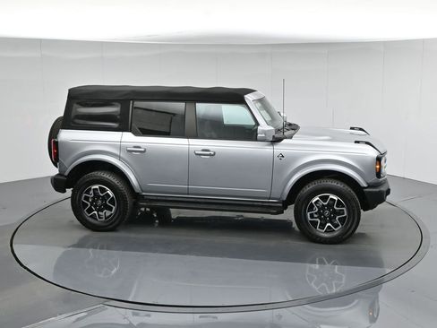 Certified 2021 Ford Bronco Outer Banks image 60