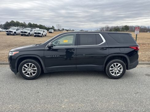 Used 2019 Chevrolet Traverse LS image 7