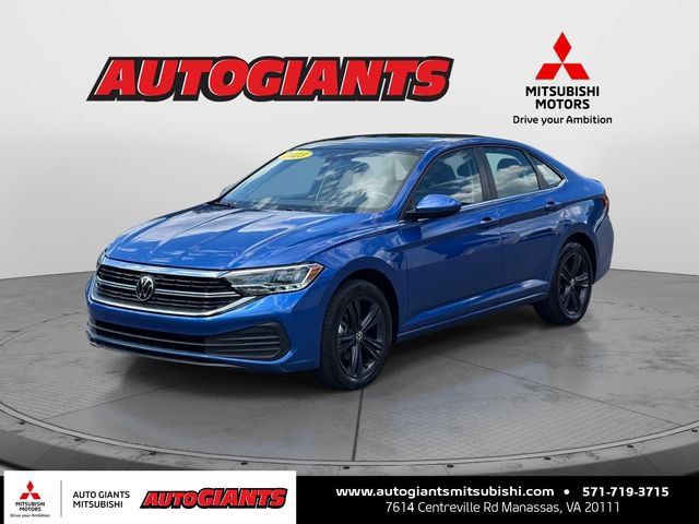 Used 2023 Volkswagen Jetta SE w/ Panoramic Sunroof Package FWD image 1
