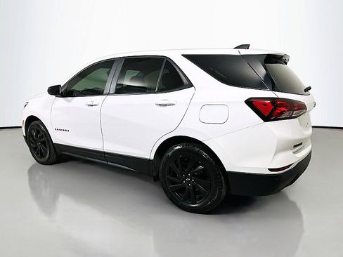 Used 2024 Chevrolet Equinox LS w/ LS Convenience Package image 5