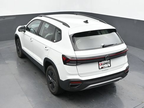Used 2026 Volkswagen Taos S FWD image 39