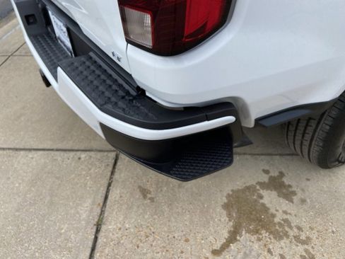 Used 2023 Chevrolet Colorado LT w/ LT Convenience Package image 53