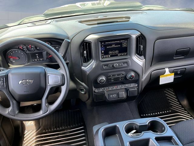 Used 2026 Chevrolet Silverado 1500 Custom Trail Boss w/ Turbomax Blackout Package AWD/4WD image 6