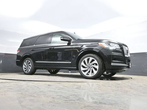 Used 2024 Lincoln Navigator Reserve AWD/4WD image 51