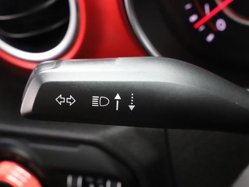 Used 2021 Jeep Gladiator Rubicon AWD/4WD image 36