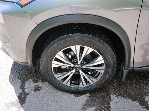Certified 2023 Nissan Rogue SV AWD/4WD image 9