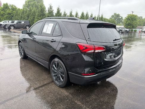 Used 2023 Chevrolet Equinox RS FWD image 3