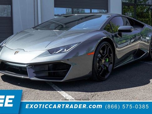 Used 2017 Lamborghini Huracan LP 580-2 RWD image 1
