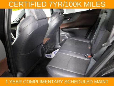 Used 2024 Toyota Venza Limited AWD/4WD image 13