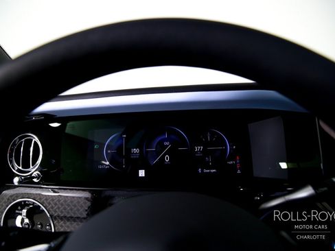 New 2027 Rolls-Royce Cullinan Black Badge AWD/4WD image 14