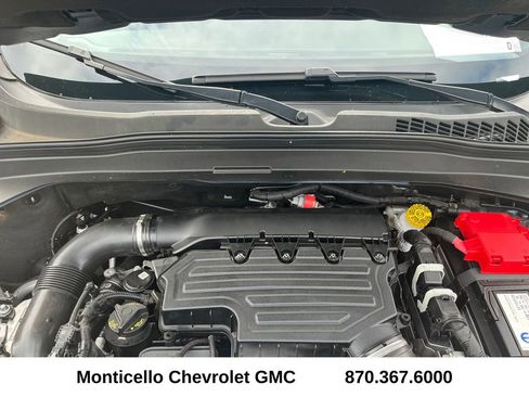 Used 2023 Jeep Renegade Latitude w/ Sun/Sound Group AWD/4WD image 30