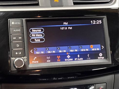 Used 2019 Nissan Sentra SV image 19