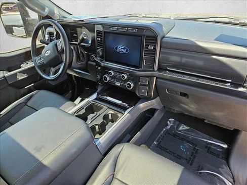 Used 2024 Ford F250 Lariat w/ Lariat Ultimate Package AWD/4WD image 25