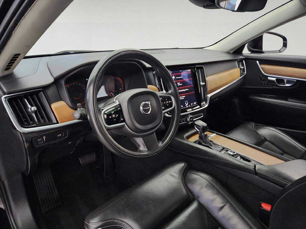 Used 2017 Volvo S90 T6 Inscription w/ Vision Package AWD/4WD image 10