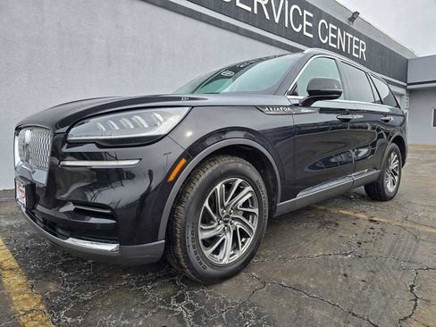 Used 2023 Lincoln Aviator AWD image 9