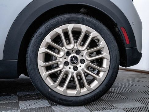 Used 2025 MINI Cooper S FWD image 12