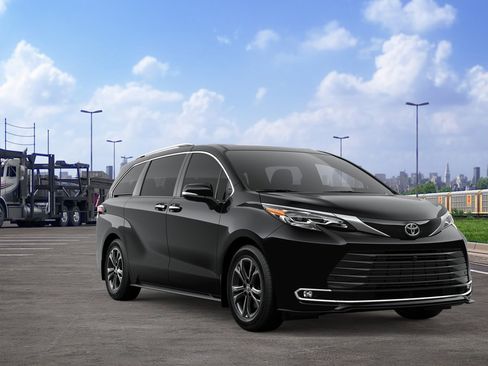 New 2026 Toyota Sienna Platinum AWD/4WD image 14
