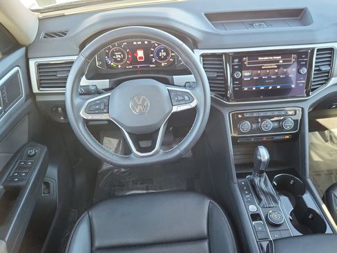 Used 2022 Volkswagen Atlas SE AWD/4WD image 12