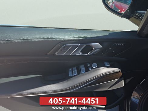 Used 2019 BMW X7 xDrive40i w/ Premium Package AWD/4WD image 12