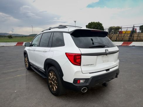 Used 2022 Honda Passport EX-L image 4