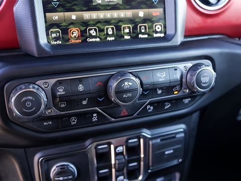 Used 2021 Jeep Wrangler Unlimited Rubicon image 17