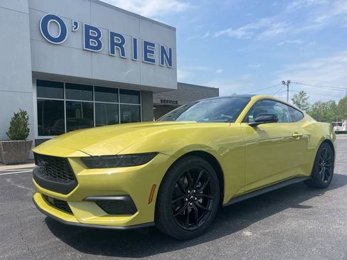 New 2025 Ford Mustang Coupe image 1