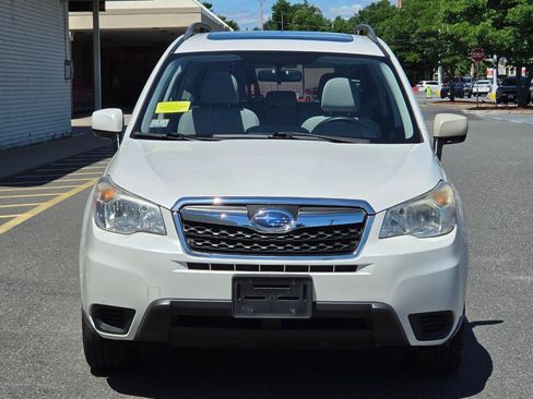 Used 2014 Subaru Forester 2.5i Premium w/ All-Weather Package AWD/4WD image 2