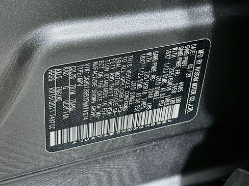 Used 2023 Nissan Rogue SV AWD/4WD image 12