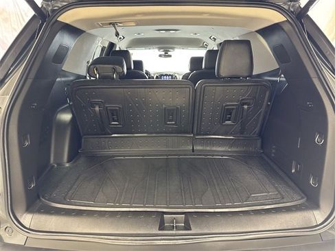 Used 2020 Chevrolet Traverse LT w/ LPO, Floor Liner Package image 25