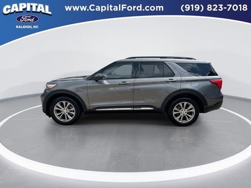 Used 2023 Ford Explorer XLT w/ Equipment Group 202A image 5