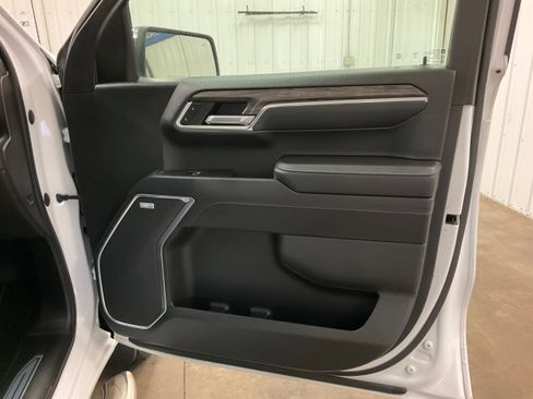 Used 2023 Chevrolet Silverado 1500 LTZ w/ Z71 Off-Road Package image 26