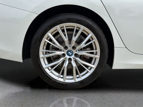 Used 2023 BMW 330e xDrive w/ Driving Assistance Package AWD/4WD image 25