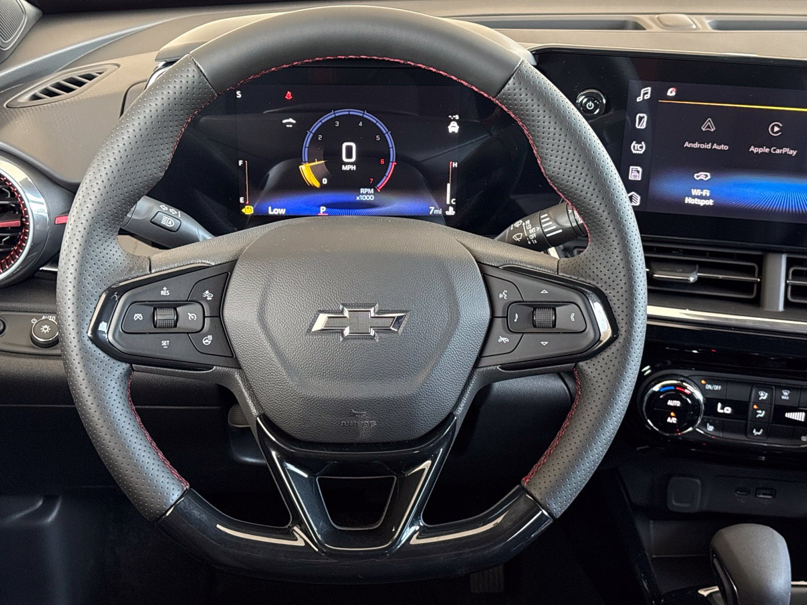 New 2026 Chevrolet Trax RS w/ Driver Confidence Package FWD image 27