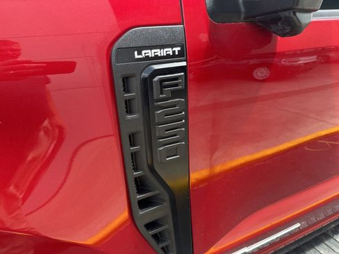 Used 2024 Ford F250 Lariat w/ Lariat Ultimate Package AWD/4WD image 12