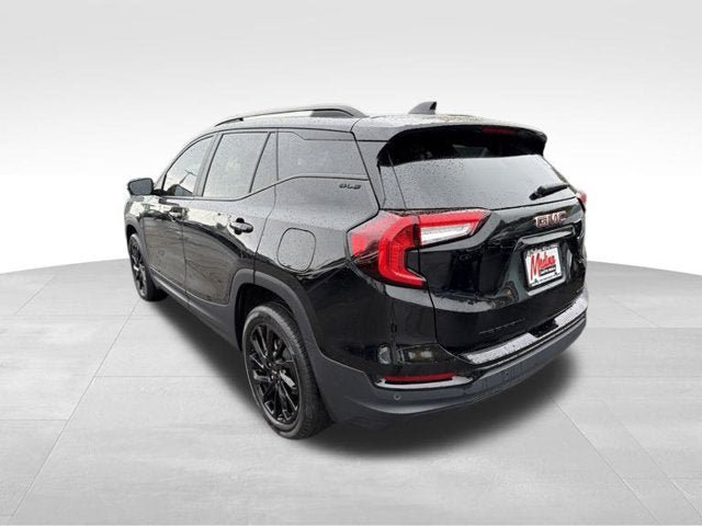 Used 2023 GMC Terrain SLE w/ Driver Convenience Package AWD/4WD image 8