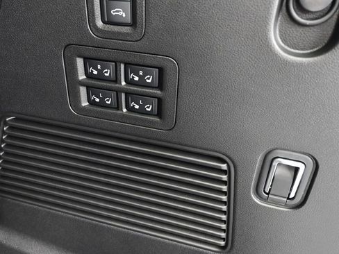 New 2026 INFINITI QX80 Luxe w/ Exterior Package image 14