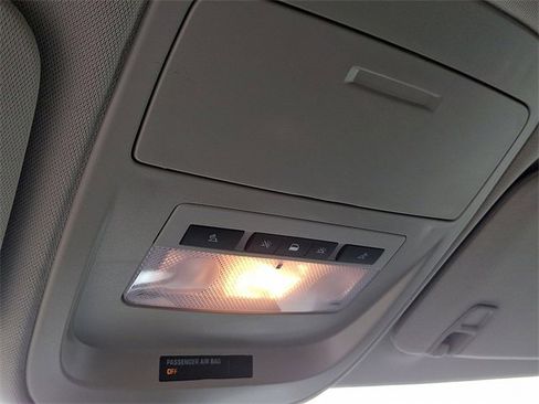 Used 2020 Chevrolet Colorado LT w/ Safety Package image 25