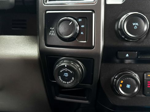 Used 2018 Ford F150 XLT w/ Equipment Group 302A Luxury image 9