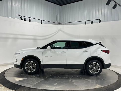 Used 2025 Chevrolet Blazer LT image 14