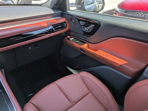 New 2026 Lincoln Aviator Reserve RWD image 16