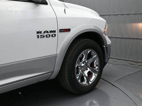 Used 2018 RAM 1500 Laramie RWD image 49