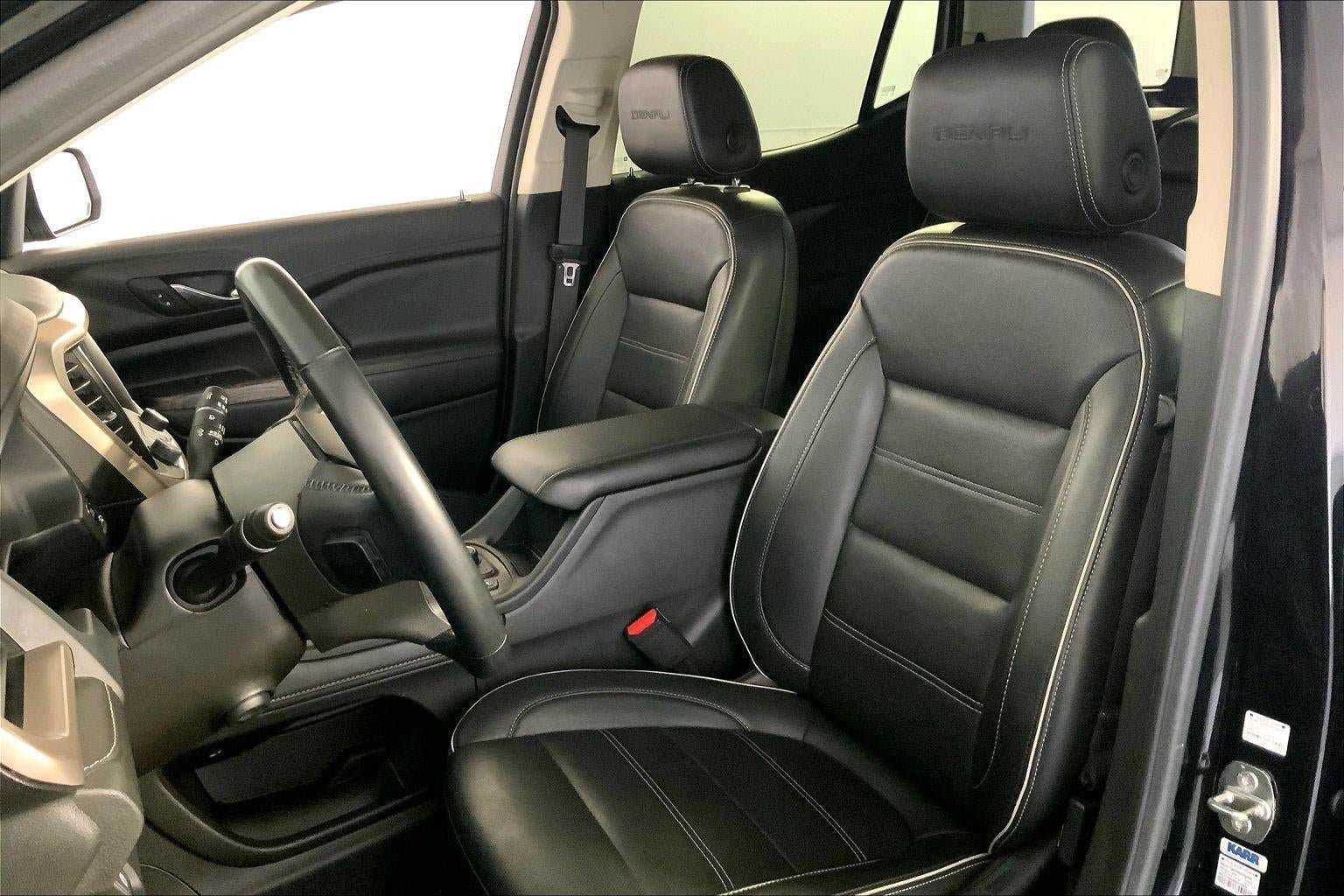 Used 2023 GMC Acadia Denali FWD image 22