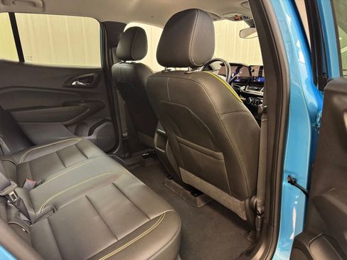 Used 2025 Chevrolet Trax ACTIV w/ Driver Confidence Package FWD image 24