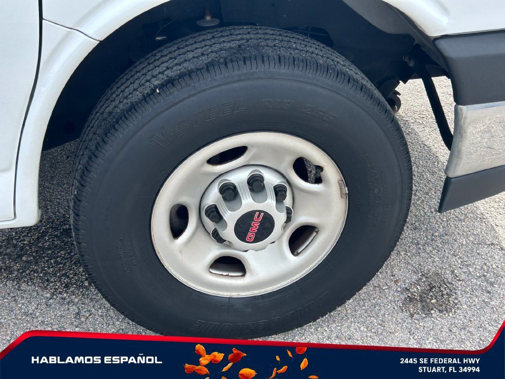 Used 2023 GMC Savana 2500 RWD image 15