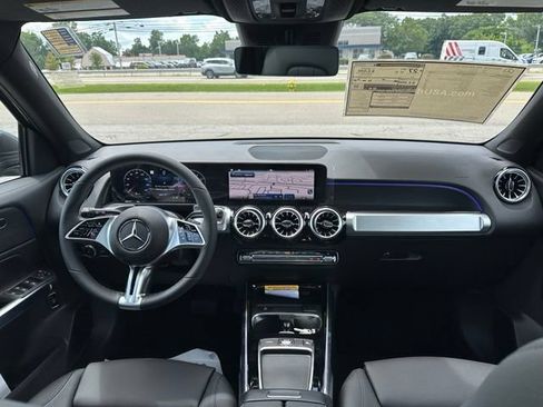 New 2026 Mercedes-Benz GLB 250 4MATIC image 30