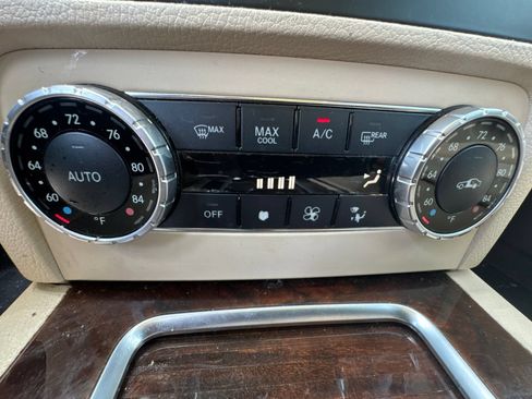 Used 2014 Mercedes-Benz GLK 350 4MATIC image 19