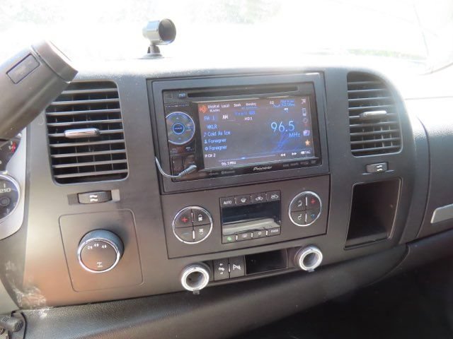 Used 2007 Chevrolet Silverado 2500 LT w/ Suspension Package, Off-Road AWD/4WD image 21
