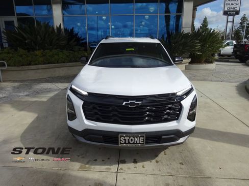 New 2026 Chevrolet Equinox LT w/ Midnight Edition image 2